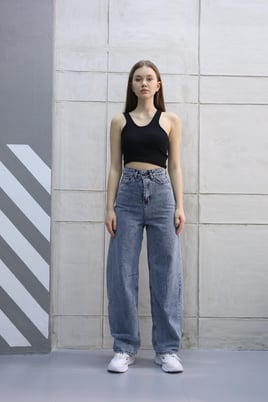  Baggy model arka kemer detaylı kot pantolon 75599
